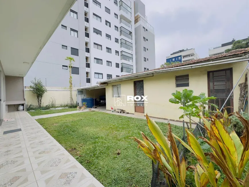 Foto 6 de Terreno / Lote à venda, 587m2 em Portão, Curitiba - PR