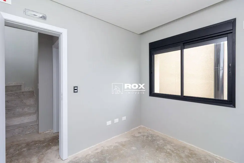 Sobrado com 3 quartos à venda, 95m2 em Hauer, Curitiba - PR - imagem 7 Foto 7 de Sobrado com 3 quartos à venda, 95m2 em Hauer, Curitiba - PR