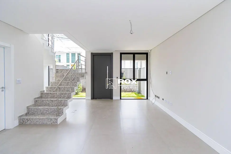 Sobrado com 3 quartos à venda, 160m2 em Afonso Pena, Sao Jose Dos Pinhais - PR - imagem 6 Foto 6 de Sobrado com 3 quartos à venda, 160m2 em Afonso Pena, Sao Jose Dos Pinhais - PR