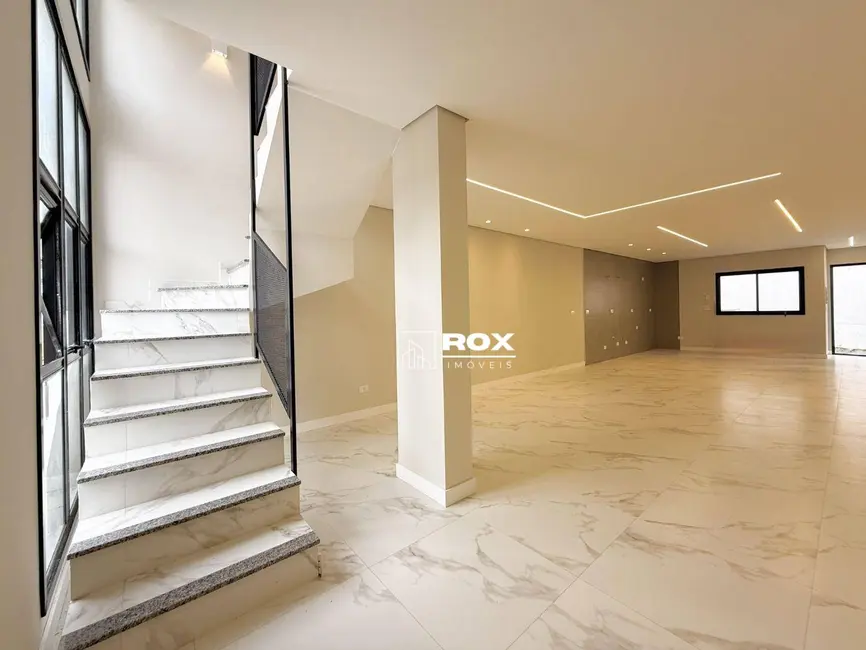 Foto 2 de Casa de Condomínio com 3 quartos à venda, 130m2 em Santa Cândida, Curitiba - PR