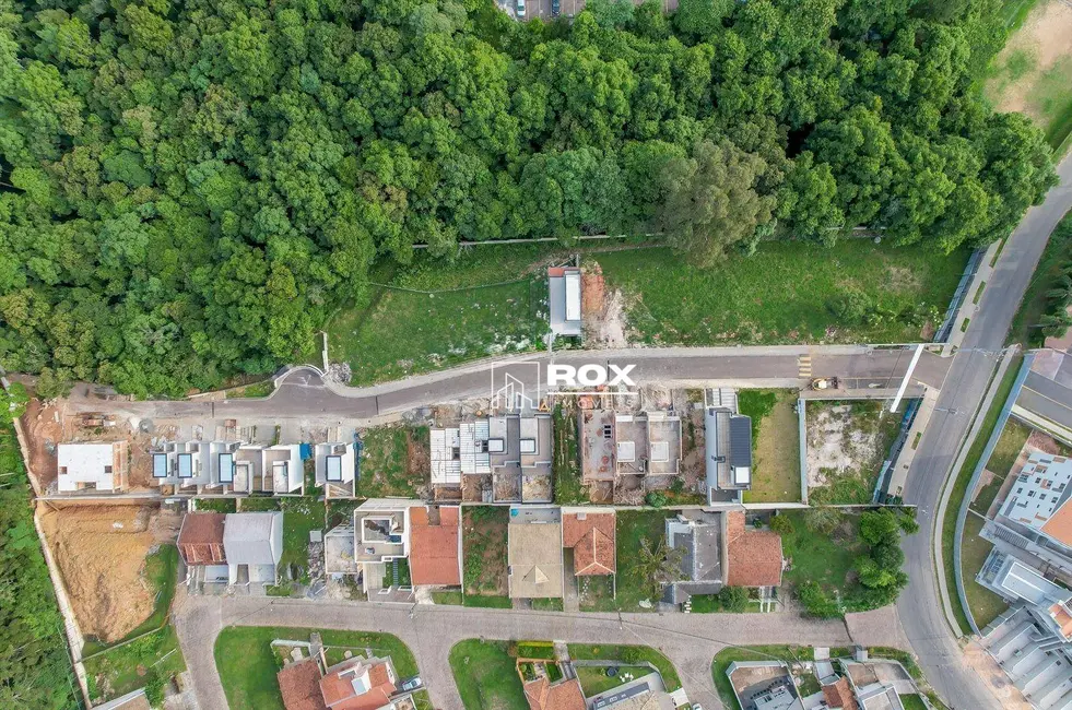 Foto 7 de Terreno / Lote à venda, 202m2 em Santa Cândida, Curitiba - PR