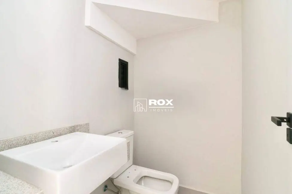 Foto 8 de Sobrado com 3 quartos à venda, 194m2 em Santa Cândida, Curitiba - PR