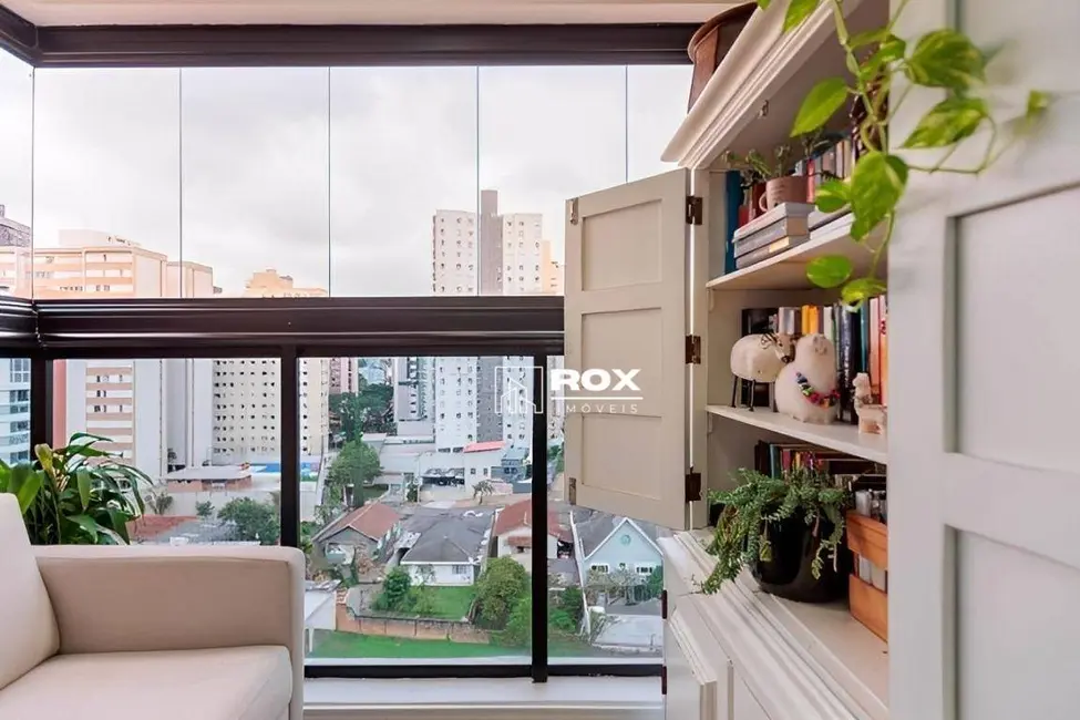 Apartamento com 2 quartos à venda, 67m2 em Cristo Rei, Curitiba - PR - imagem 5 Foto 5 de Apartamento com 2 quartos à venda, 67m2 em Cristo Rei, Curitiba - PR