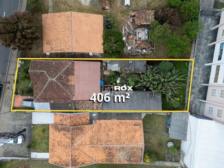 Foto 1 de Terreno / Lote à venda, 406m2 em Novo Mundo, Curitiba - PR