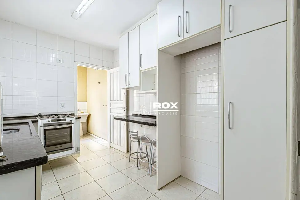 Foto 8 de Sobrado com 3 quartos à venda, 121m2 em Novo Mundo, Curitiba - PR