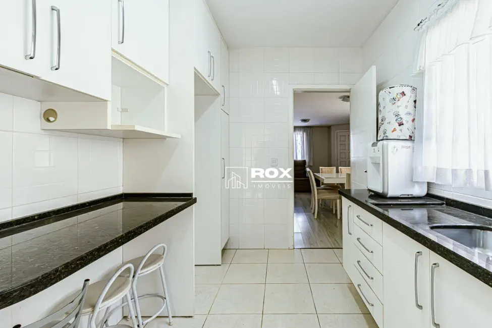 Foto 5 de Sobrado com 3 quartos à venda, 121m2 em Novo Mundo, Curitiba - PR