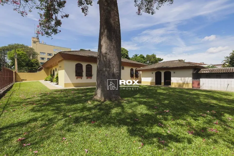 Foto 2 de Casa com 4 quartos à venda, 800m2 em Santa Quitéria, Curitiba - PR