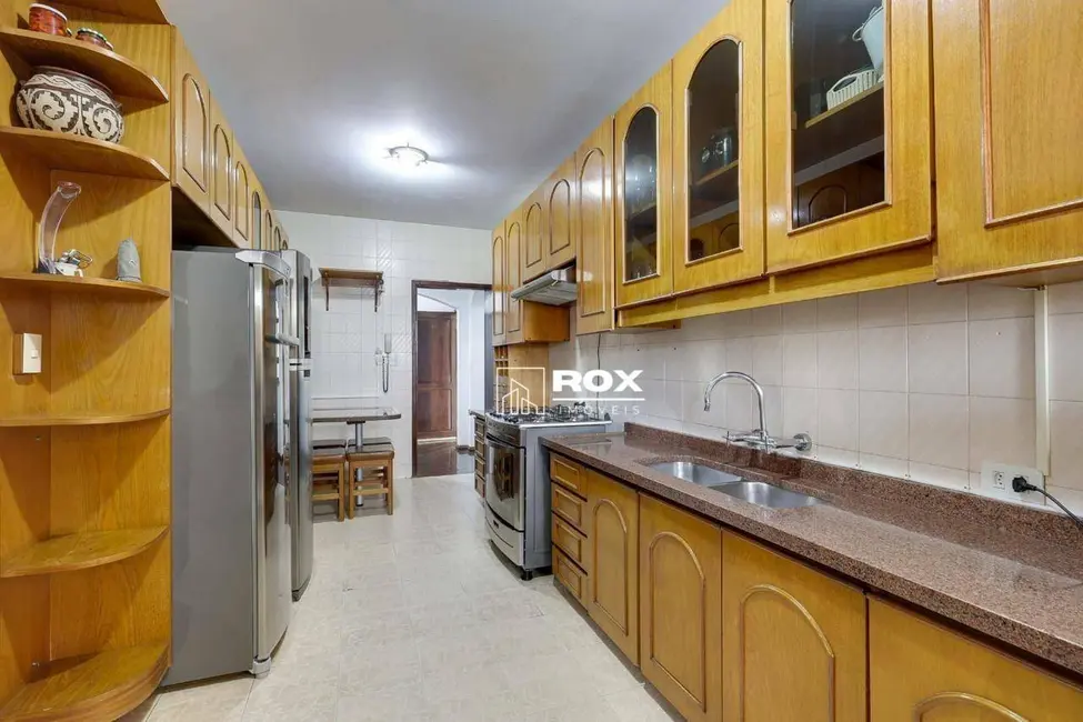 Foto 5 de Casa com 4 quartos à venda, 800m2 em Santa Quitéria, Curitiba - PR