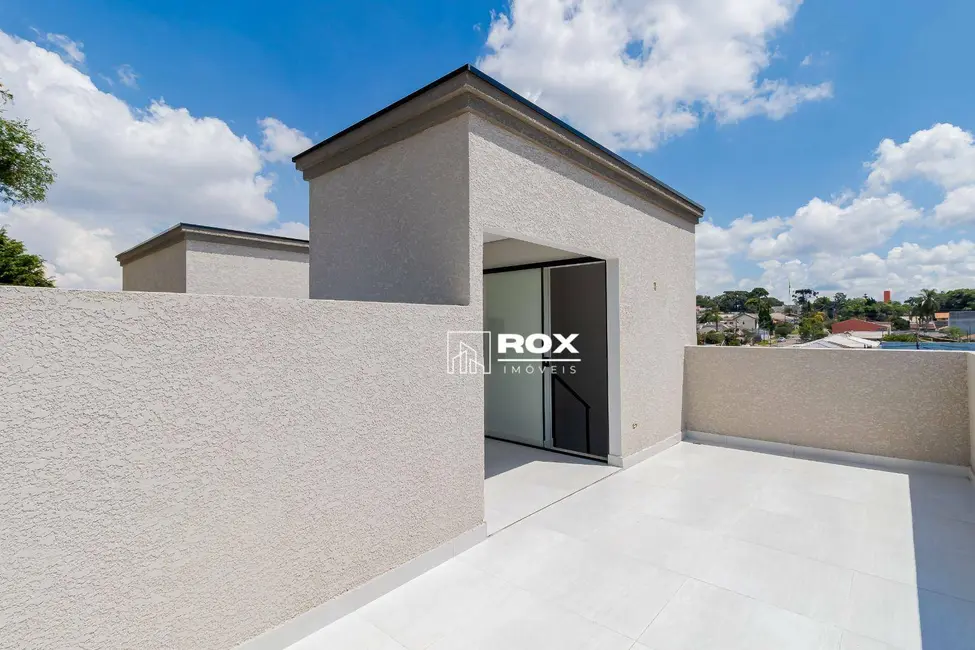 Sobrado com 3 quartos à venda, 200m2 em São Braz, Curitiba - PR - imagem 9 Foto 9 de Sobrado com 3 quartos à venda, 200m2 em São Braz, Curitiba - PR