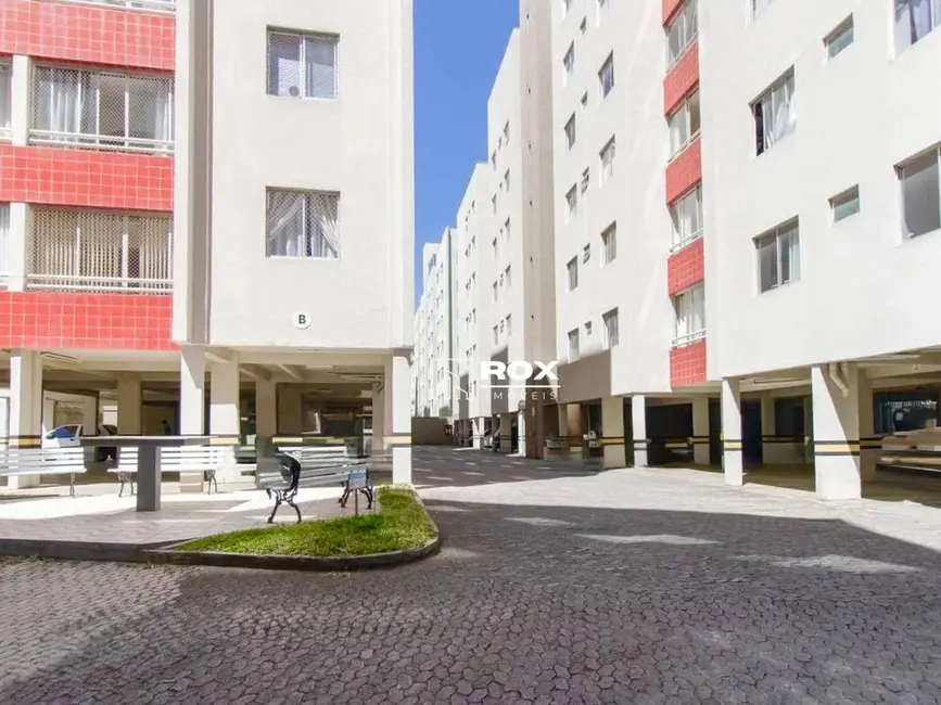 Foto 2 de Apartamento com 3 quartos à venda, 75m2 em Água Verde, Curitiba - PR
