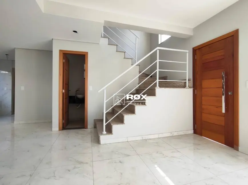 Foto 5 de Sobrado com 3 quartos à venda, 125m2 em Santo Inácio, Curitiba - PR