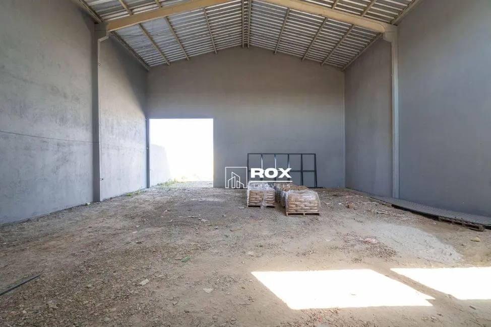 Foto 8 de Armazém / Galpão à venda, 240m2 em Mauá, Colombo - PR