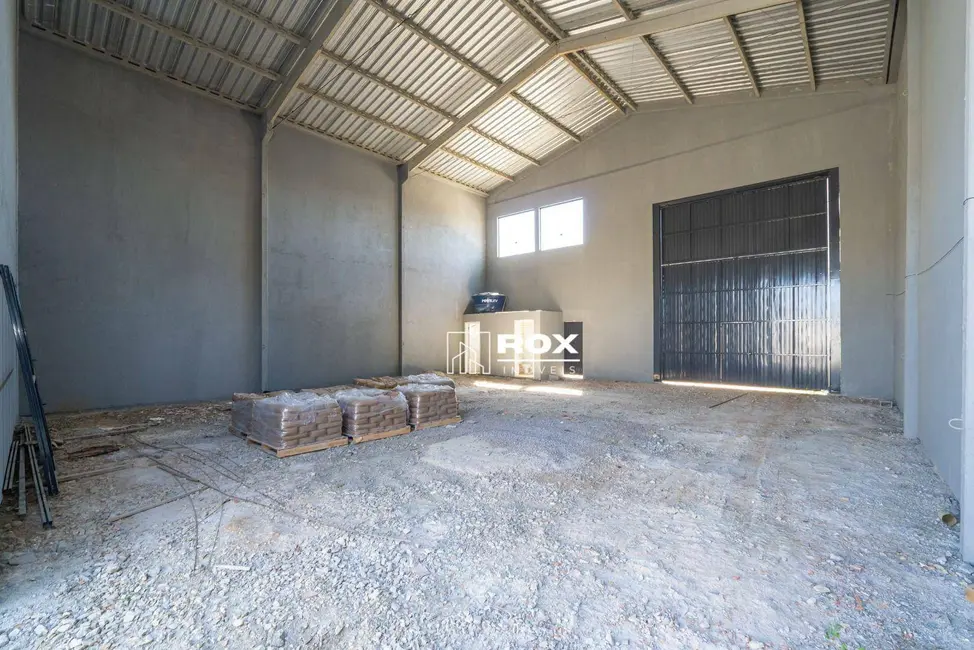 Foto 4 de Armazém / Galpão à venda, 240m2 em Mauá, Colombo - PR