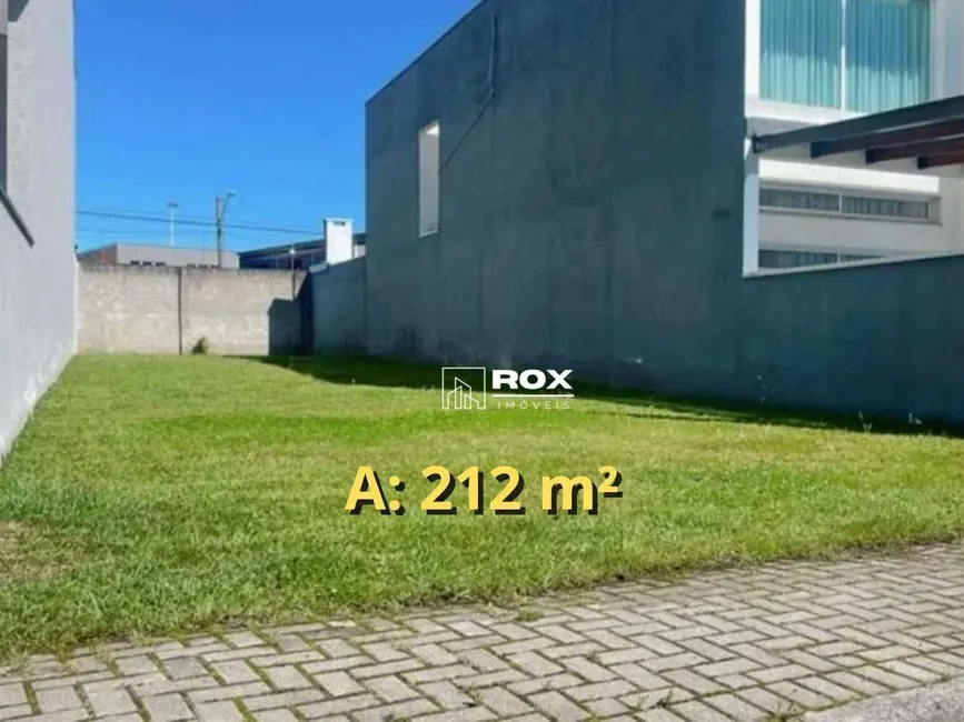 Foto 1 de Terreno / Lote à venda, 212m2 em Uberaba, Curitiba - PR
