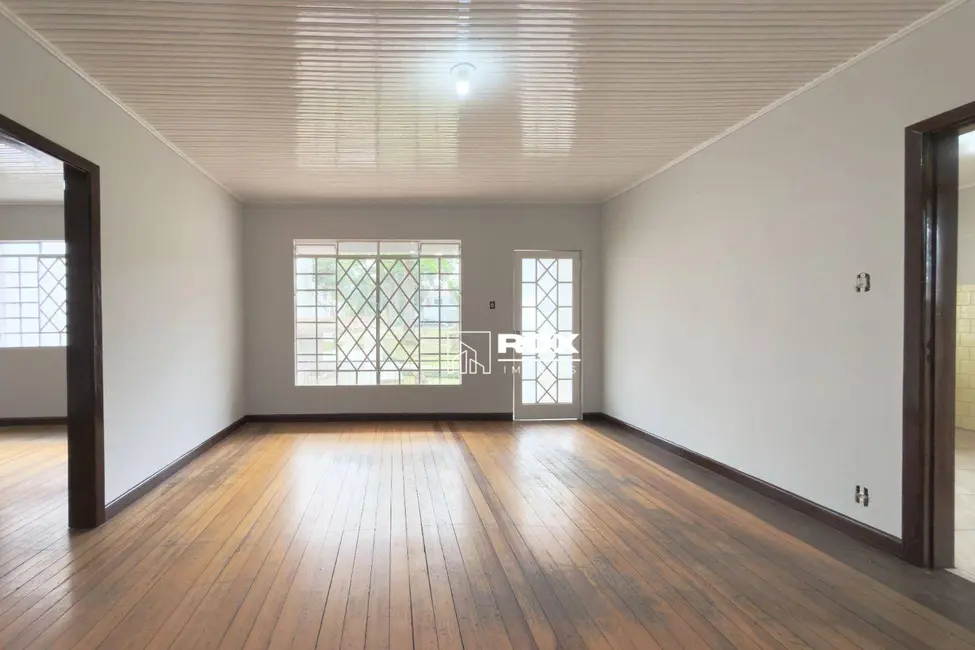 Foto 6 de Casa com 4 quartos para alugar, 980m2 em Santa Felicidade, Curitiba - PR