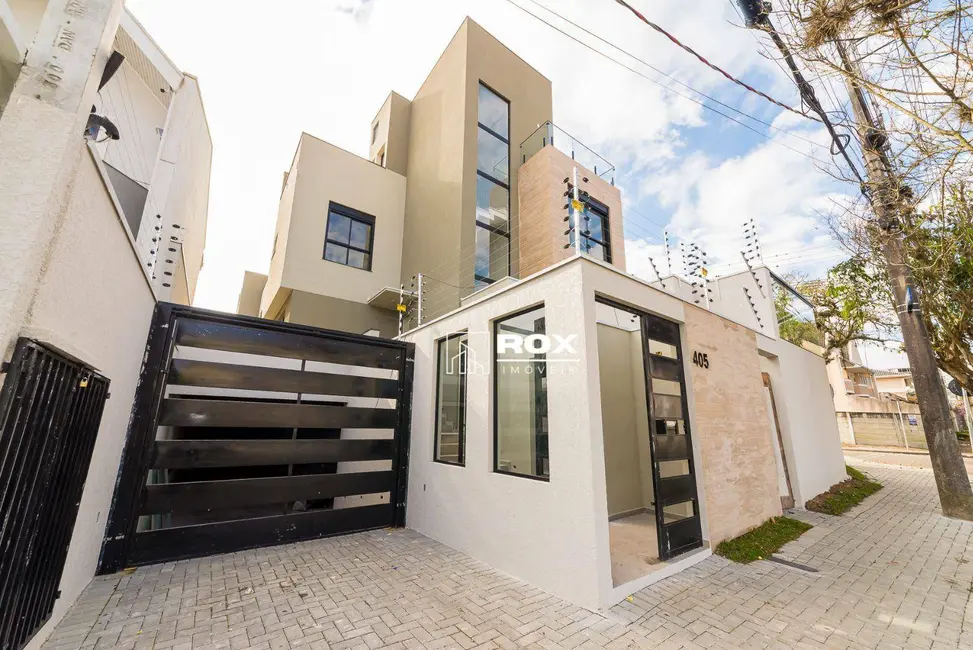 Sobrado com 3 quartos à venda, 178m2 em Guabirotuba, Curitiba - PR - imagem 4 Foto 4 de Sobrado com 3 quartos à venda, 178m2 em Guabirotuba, Curitiba - PR