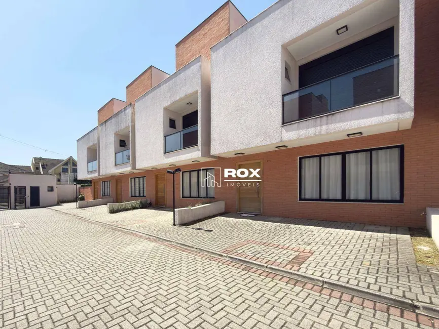 Foto 1 de Sobrado com 3 quartos à venda, 124m2 em Atuba, Curitiba - PR