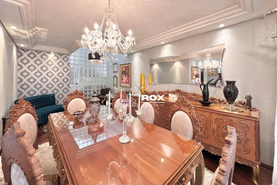 Casa com 4 quartos à venda, 328m2 em São Braz, Curitiba - PR - imagem 8 Foto 8 de Casa com 4 quartos à venda, 328m2 em São Braz, Curitiba - PR