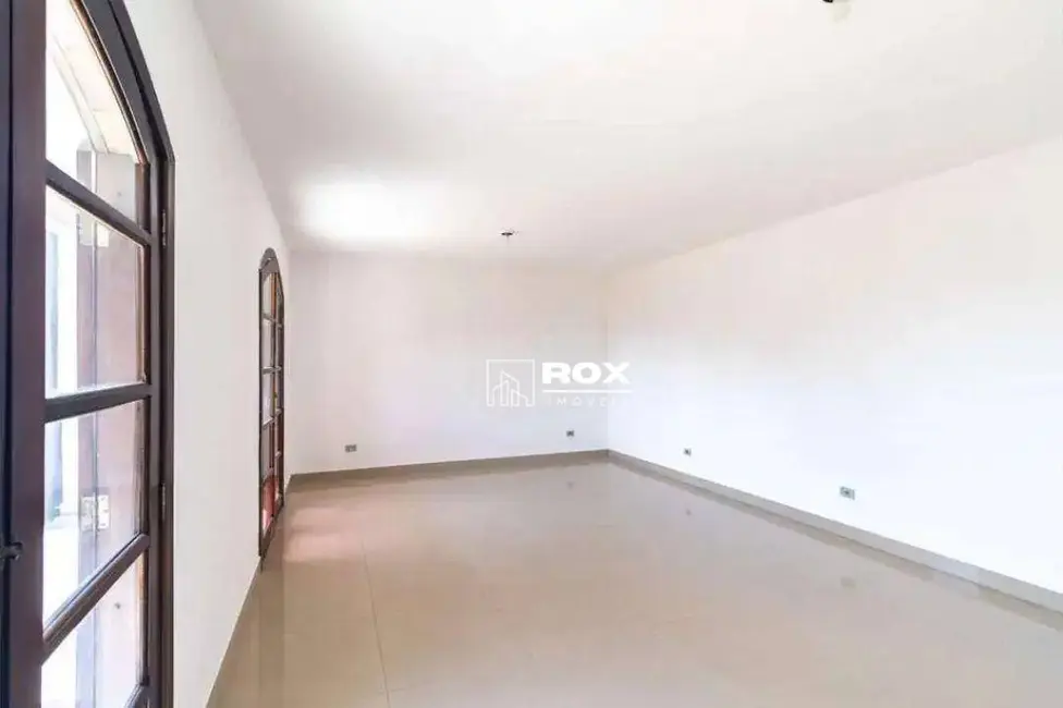 Casa com 3 quartos à venda, 316m2 em São Braz, Curitiba - PR - imagem 6 Foto 6 de Casa com 3 quartos à venda, 316m2 em São Braz, Curitiba - PR