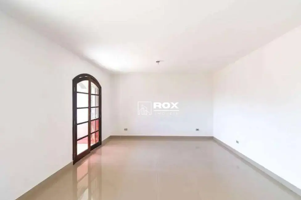 Casa com 3 quartos à venda, 316m2 em São Braz, Curitiba - PR - imagem 5 Foto 5 de Casa com 3 quartos à venda, 316m2 em São Braz, Curitiba - PR