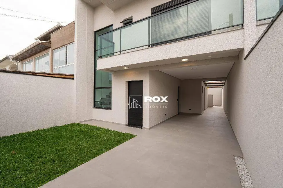 Foto 2 de Sobrado com 3 quartos à venda, 180m2 em Capão da Imbuia, Curitiba - PR