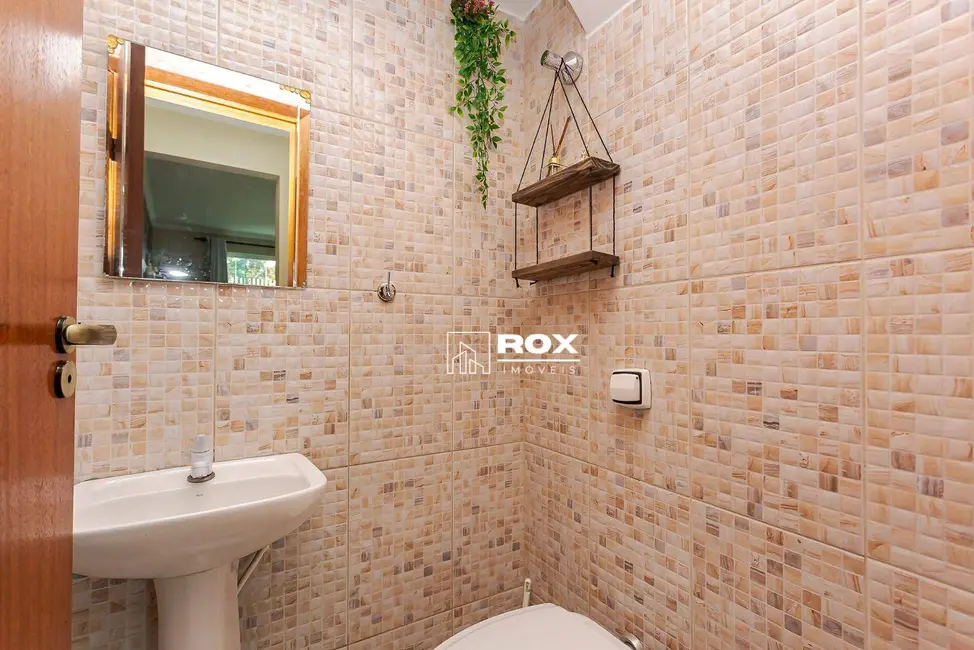 Foto 6 de Sobrado com 3 quartos à venda, 110m2 em Xaxim, Curitiba - PR