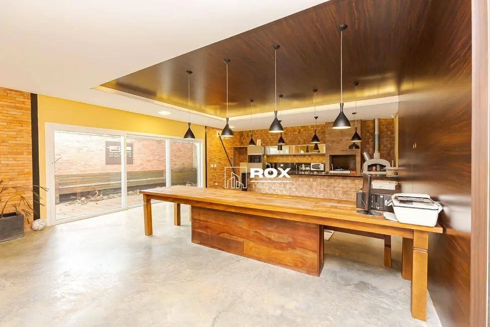 Foto 4 de Casa para alugar, 220m2 em Vista Alegre, Curitiba - PR