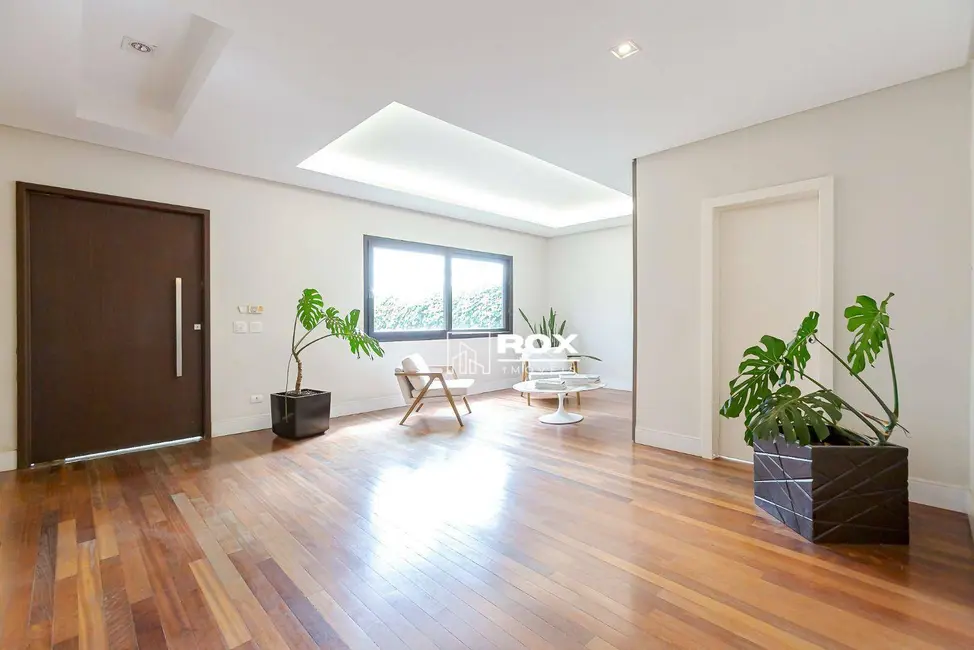Foto 3 de Casa para alugar, 220m2 em Vista Alegre, Curitiba - PR
