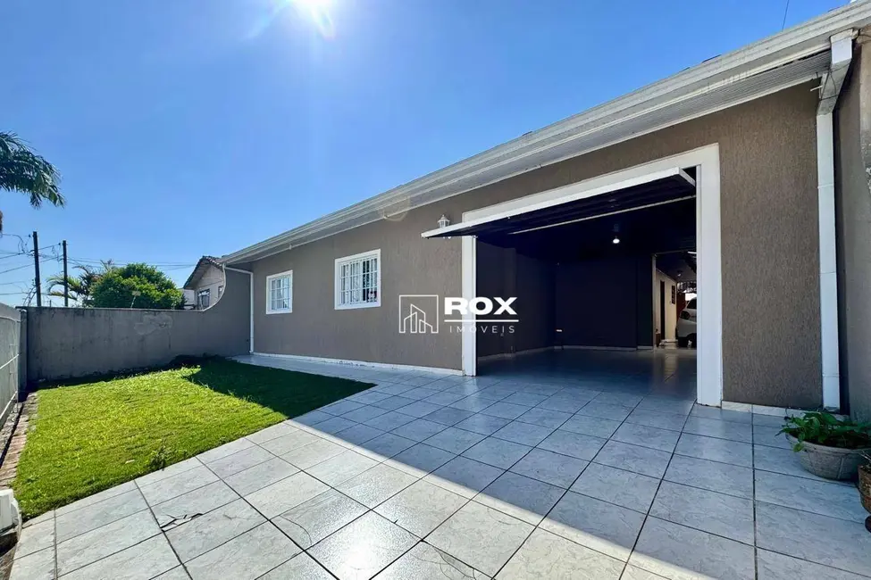 Foto 1 de Casa com 3 quartos à venda, 390m2 em Xaxim, Curitiba - PR