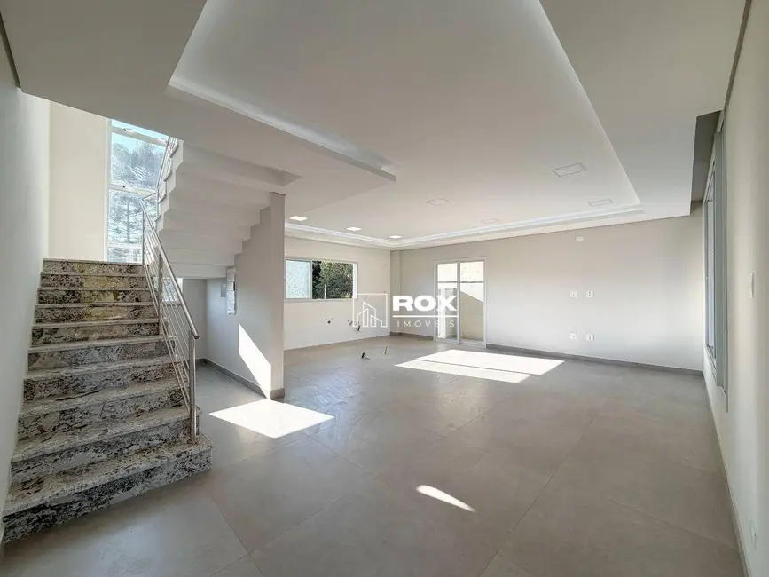 Foto 3 de Casa de Condomínio com 3 quartos à venda, 268m2 em Pilarzinho, Curitiba - PR
