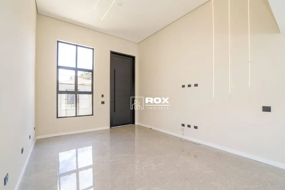 Casa com 3 quartos à venda, 473m2 em Vila Juliana, Piraquara - PR - imagem 3 Foto 3 de Casa com 3 quartos à venda, 473m2 em Vila Juliana, Piraquara - PR