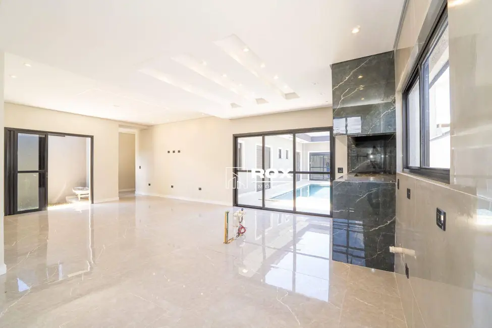 Casa com 3 quartos à venda, 473m2 em Vila Juliana, Piraquara - PR - imagem 6 Foto 6 de Casa com 3 quartos à venda, 473m2 em Vila Juliana, Piraquara - PR