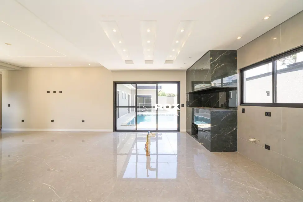 Casa com 3 quartos à venda, 473m2 em Vila Juliana, Piraquara - PR - imagem 7 Foto 7 de Casa com 3 quartos à venda, 473m2 em Vila Juliana, Piraquara - PR