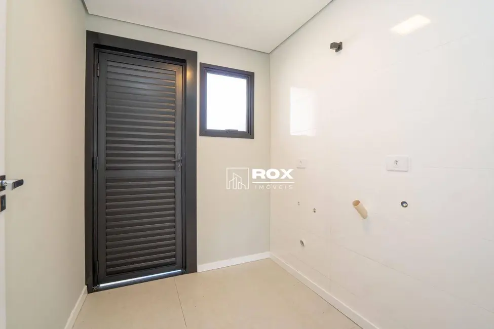 Casa de Condomínio com 3 quartos à venda, 145m2 em Costeira, Sao Jose Dos Pinhais - PR - imagem 8 Foto 8 de Casa de Condomínio com 3 quartos à venda, 145m2 em Costeira, Sao Jose Dos Pinhais - PR