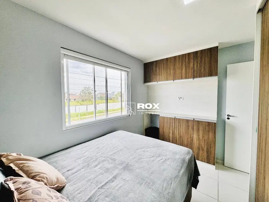 Apartamento com 2 quartos à venda, 56m2 em Weissópolis, Pinhais - PR - imagem 8 Foto 8 de Apartamento com 2 quartos à venda, 56m2 em Weissópolis, Pinhais - PR
