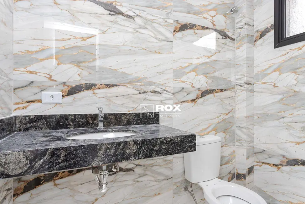 Sobrado com 3 quartos à venda, 138m2 em Pinhais - PR - imagem 7 Foto 7 de Sobrado com 3 quartos à venda, 138m2 em Pinhais - PR