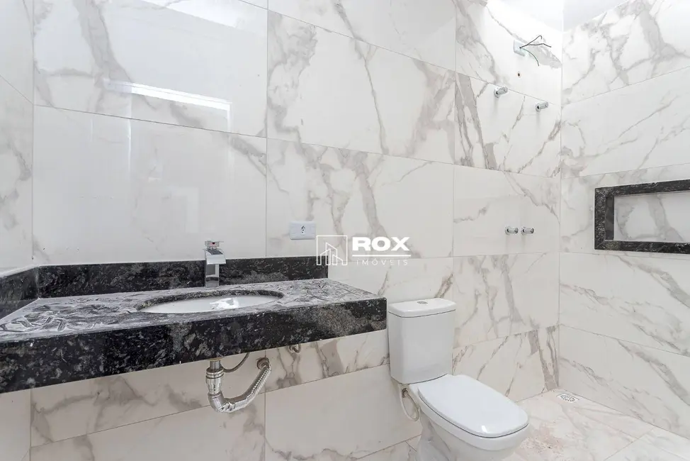 Sobrado com 3 quartos à venda, 138m2 em Pinhais - PR - imagem 9 Foto 9 de Sobrado com 3 quartos à venda, 138m2 em Pinhais - PR