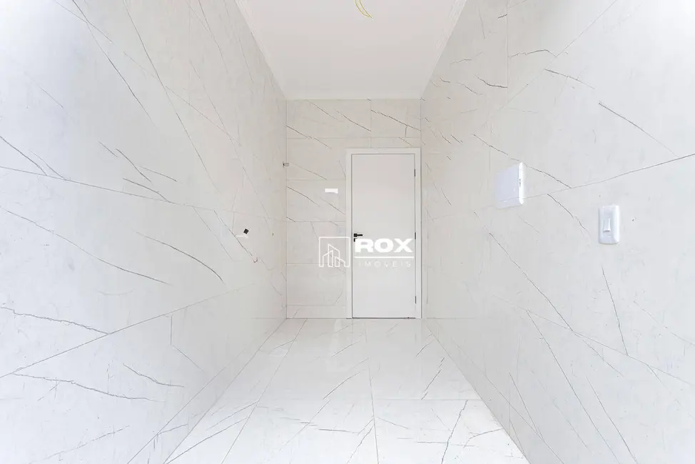 Sobrado com 3 quartos à venda, 138m2 em Pinhais - PR - imagem 5 Foto 5 de Sobrado com 3 quartos à venda, 138m2 em Pinhais - PR