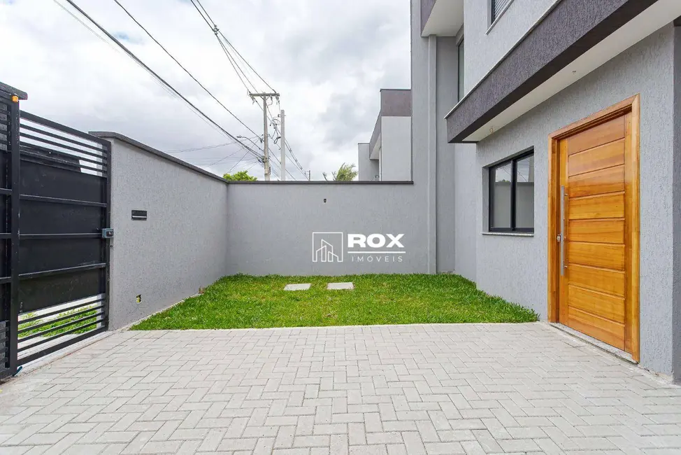 Sobrado com 3 quartos à venda, 128m2 em Pinhais - PR - imagem 2 Foto 2 de Sobrado com 3 quartos à venda, 128m2 em Pinhais - PR