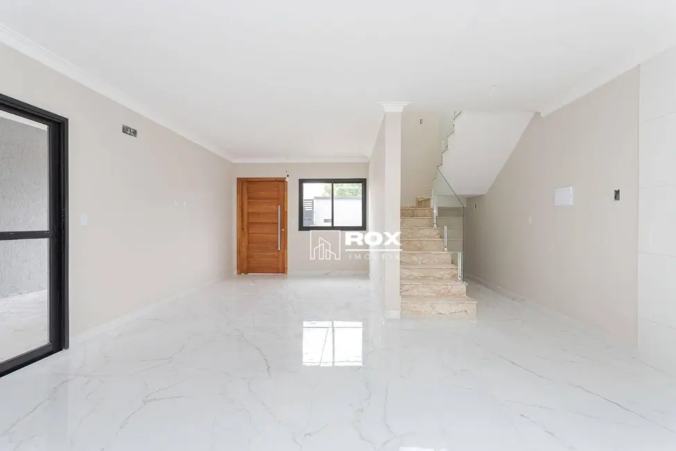 Sobrado com 3 quartos à venda, 128m2 em Pinhais - PR - imagem 7 Foto 7 de Sobrado com 3 quartos à venda, 128m2 em Pinhais - PR