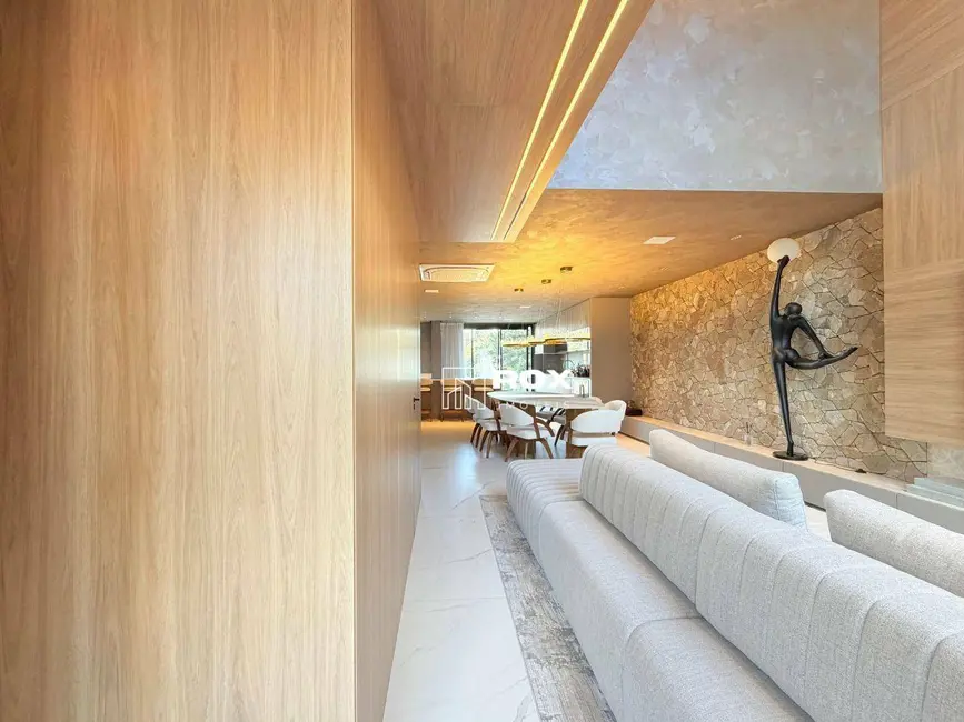 Foto 9 de Casa de Condomínio com 3 quartos à venda, 225m2 em Santo Inácio, Curitiba - PR