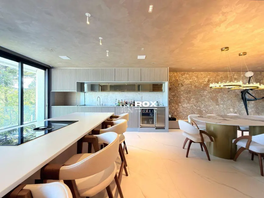 Foto 4 de Casa de Condomínio com 3 quartos à venda, 225m2 em Santo Inácio, Curitiba - PR