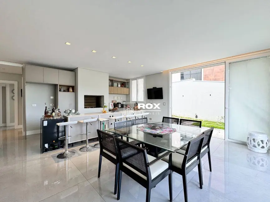 Foto 5 de Casa de Condomínio com 5 quartos à venda, 463m2 em Santo Inácio, Curitiba - PR