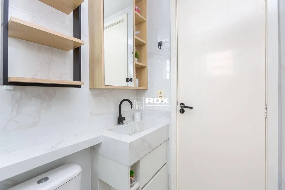 Apartamento com 2 quartos à venda, 56m2 em Pinheirinho, Curitiba - PR - imagem 5 Foto 5 de Apartamento com 2 quartos à venda, 56m2 em Pinheirinho, Curitiba - PR