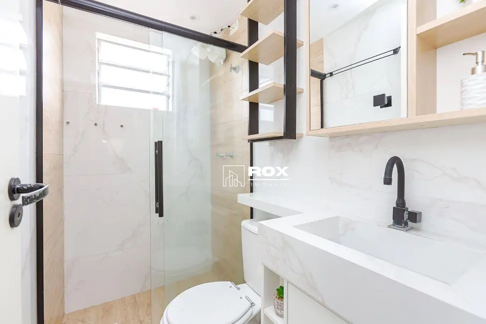 Apartamento com 2 quartos à venda, 56m2 em Pinheirinho, Curitiba - PR - imagem 6 Foto 6 de Apartamento com 2 quartos à venda, 56m2 em Pinheirinho, Curitiba - PR