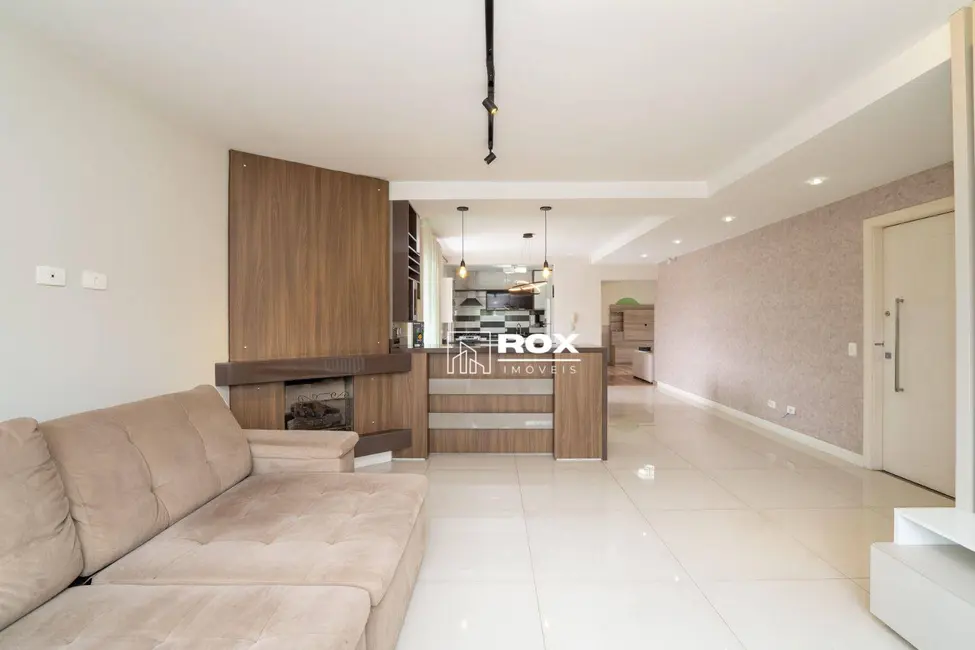 Foto 3 de Apartamento com 3 quartos à venda, 224m2 em Água Verde, Curitiba - PR