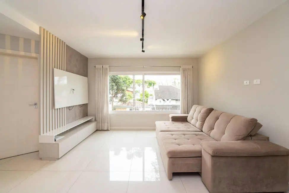 Foto 6 de Apartamento com 3 quartos à venda, 224m2 em Água Verde, Curitiba - PR