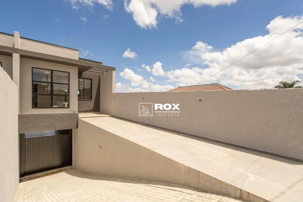Foto 1 de Casa com 3 quartos à venda, 220m2 em Quatro Barras - PR