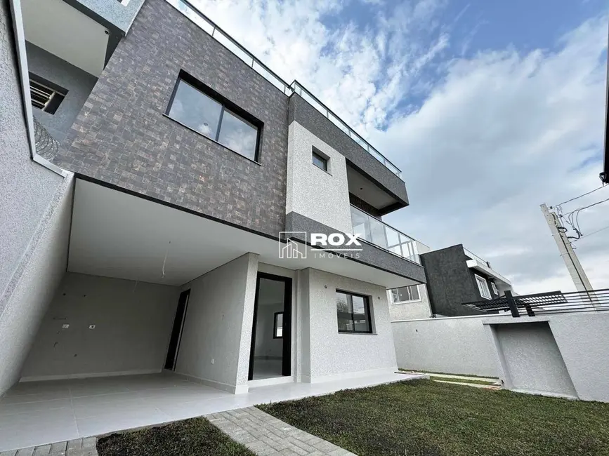 Sobrado com 3 quartos à venda, 155m2 em Santa Felicidade, Curitiba - PR - imagem 1 Foto 1 de Sobrado com 3 quartos à venda, 155m2 em Santa Felicidade, Curitiba - PR