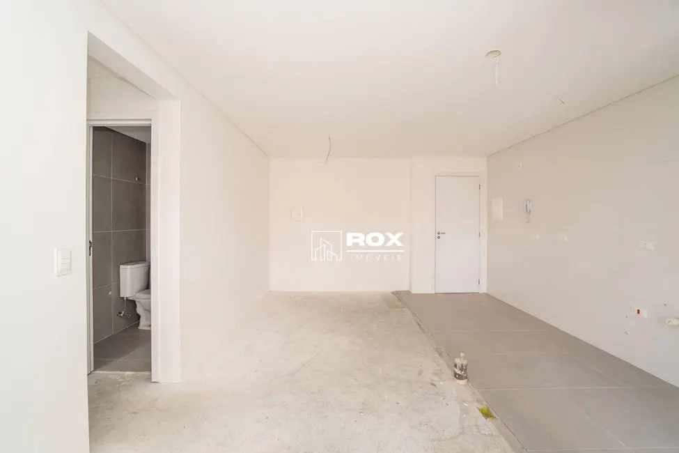 Apartamento com 2 quartos à venda, 84m2 em Tingui, Curitiba - PR - imagem 5 Foto 5 de Apartamento com 2 quartos à venda, 84m2 em Tingui, Curitiba - PR